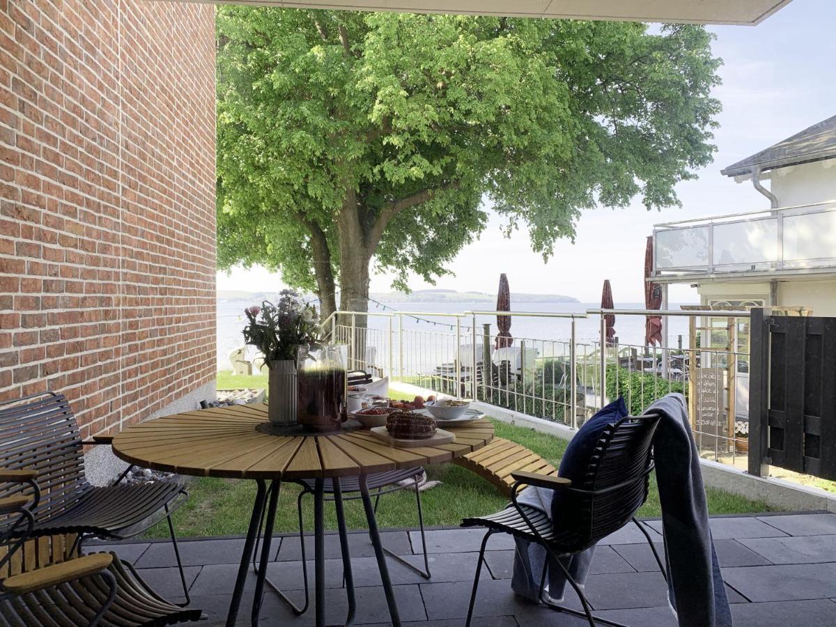 Moewenblick Ruegen Mit Meerblick, Sauna Und Kamin Alt Reddevitz