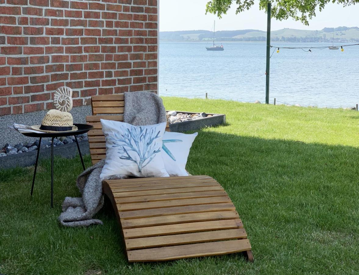 Apartment Moewenblick Ruegen Mit Meerblick, Sauna Und Kamin *